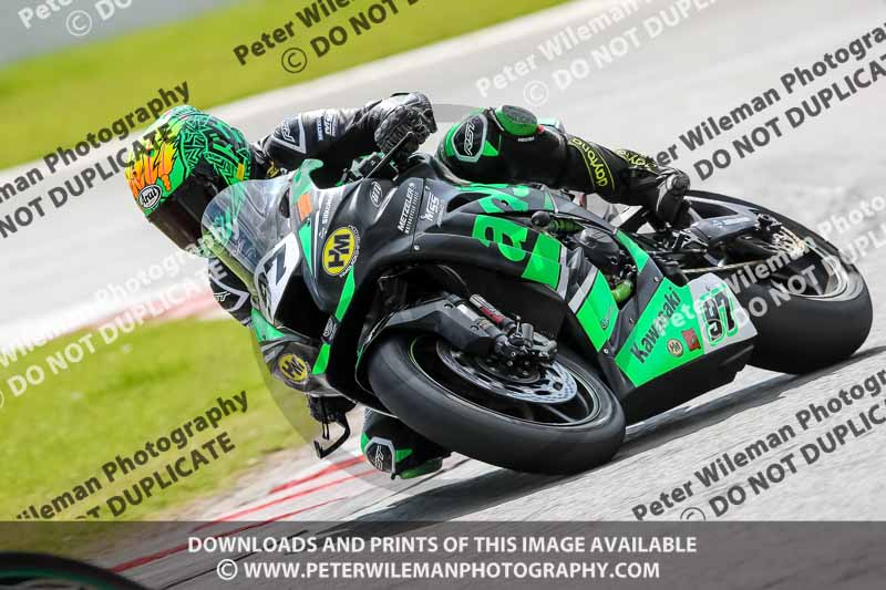donington no limits trackday;donington park photographs;donington trackday photographs;no limits trackdays;peter wileman photography;trackday digital images;trackday photos